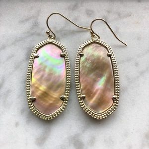 Kendra Scott Elle drop earrings in beige